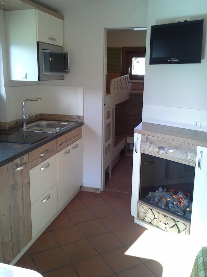 Camping Chalets Brunner Am See Villa Dobriach Phòng bức ảnh